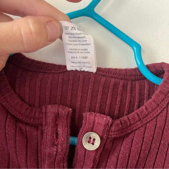 Kate Quinn Kids Burgundy Ribbed Henley Long Sleeve Organic Cotton Top 4T Winter - Picture 3 of 8
